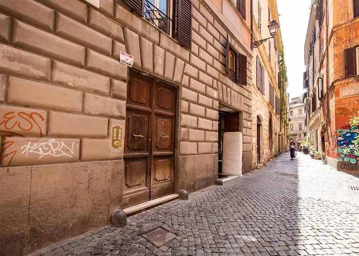 Grotte Near Campo De Fiori Apartment *